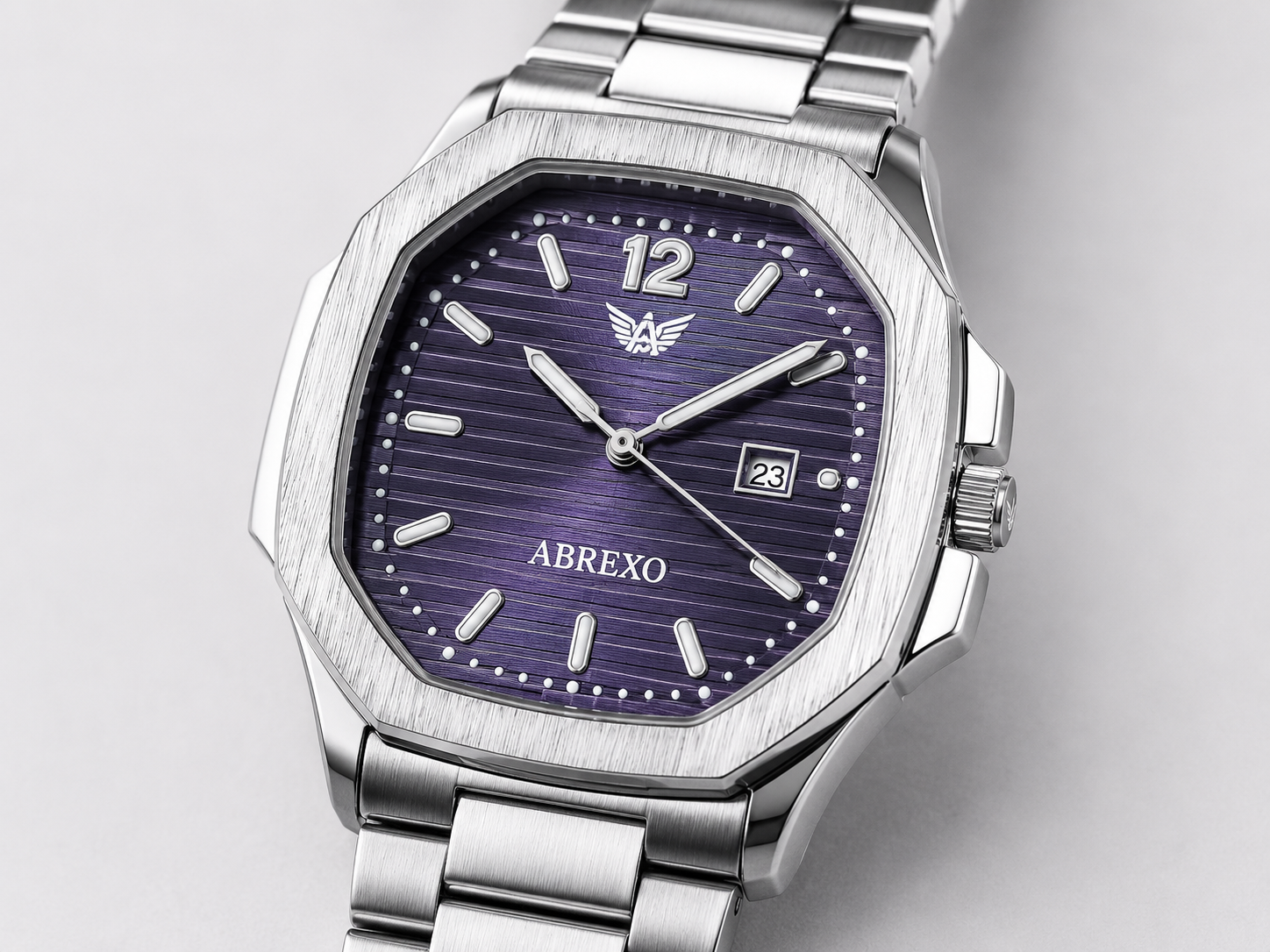 Premium Blue Textured Dial Quartz Wrist Watch with Date Display and Stainless Steel Chain 4