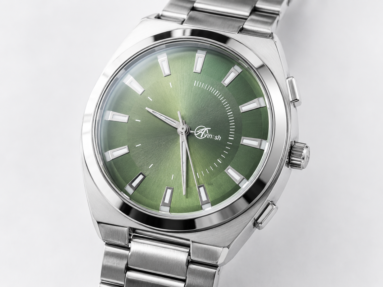 Premium Green Dial Quartz Wrist Watch for Men 3